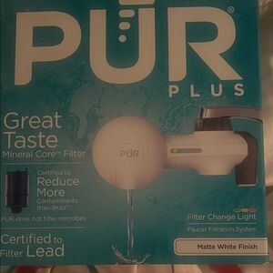 PUR Plus Faucet Filtration System with Matte White Finish
